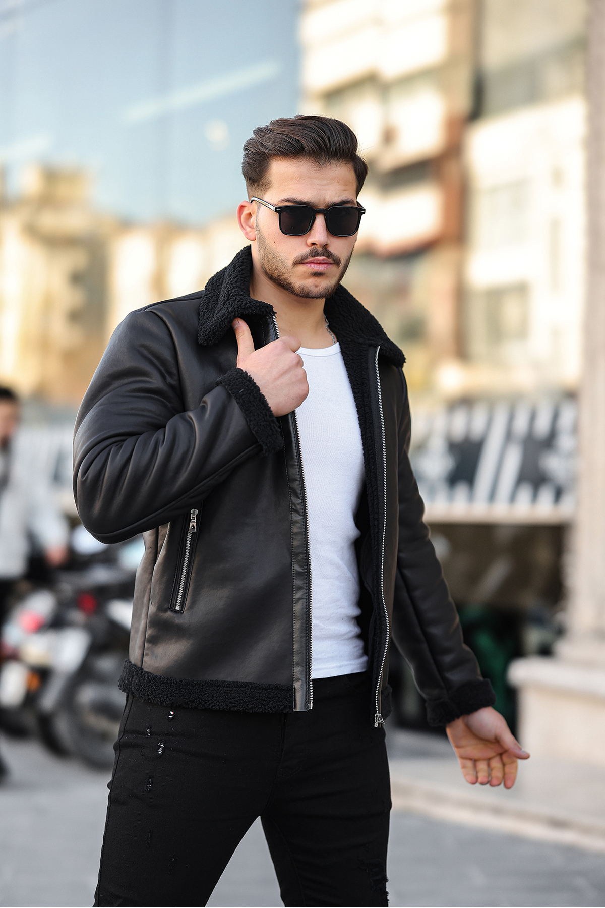 Muški Crni Kožni Kaput sa Potpunom Unutrašnjom Oblogom od Krzna